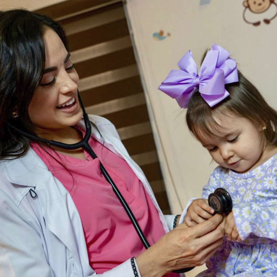 Guadalajara, Jalisco, MÃ©xico, doctora, salud, medicina, Sayda, Hinojosa, padiatrÃ­a, pediatra, infectologÃ­a, infecciÃ³n, tratamiento, estudio, diagnÃ³stico, niÃ±os, niÃ±o, doctor, servicios, consulta, hospital, paciente