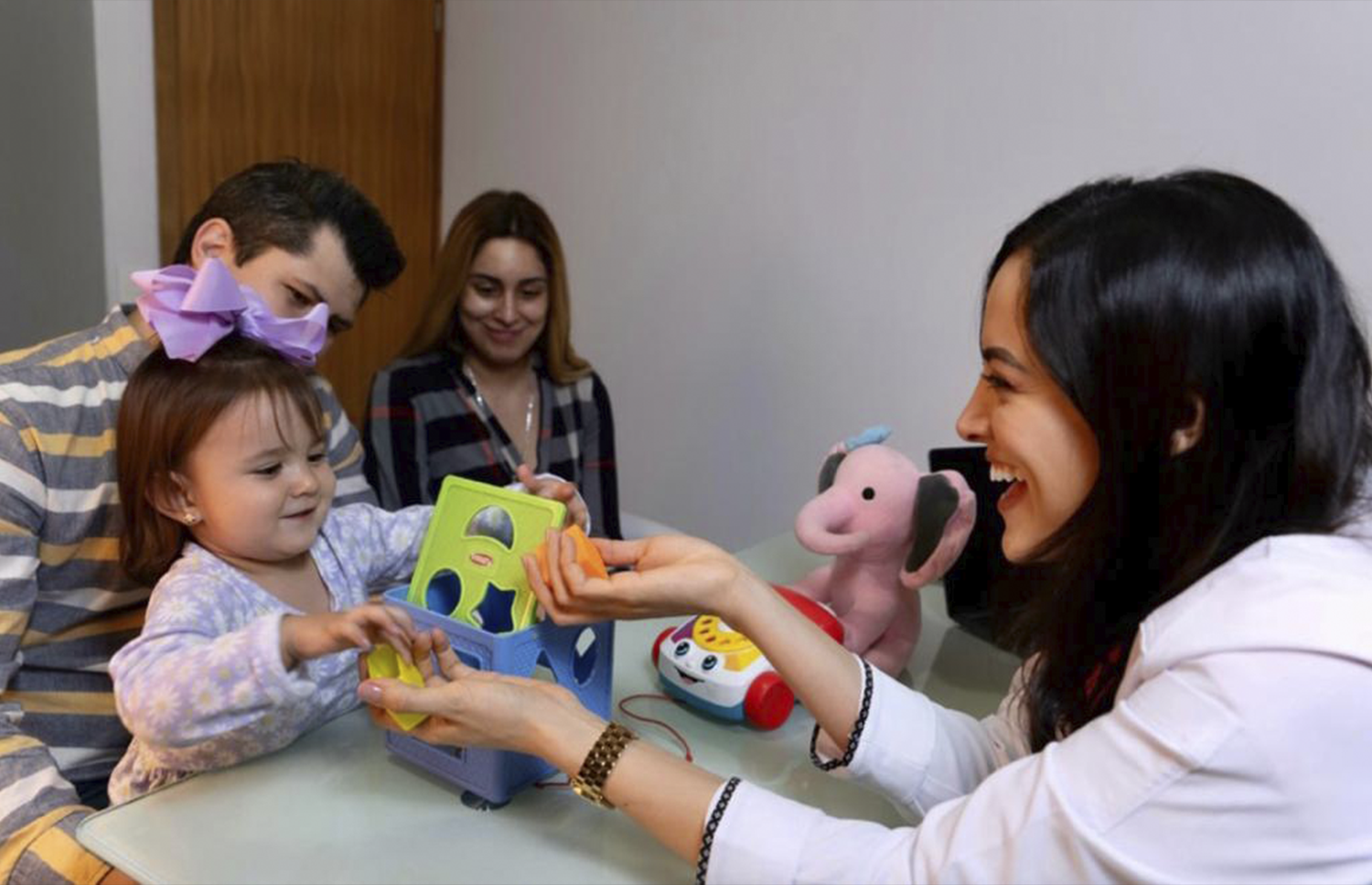 Guadalajara, Jalisco, México, doctora, salud, medicina, Sayda, Hinojosa, padiatría, pediatra, infectología, infección, tratamiento, estudio, diagnóstico, niños, niño, doctor, servicios, consulta, hospital, paciente